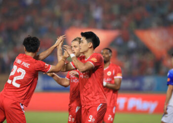 cuoc dua vo dich vleague som nga ngu sau cu nga ngua cua the cong viettel.jpg