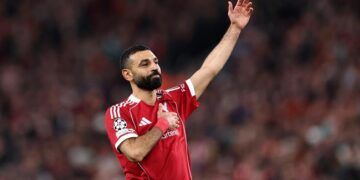 diem tin toi 204 real madrid duoc khuyen chieu mo mohamed salah.jpg