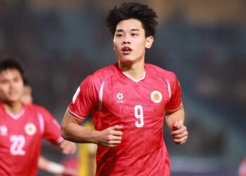 dinh bac ghi ban 3 tran lien tiep noi dieu bat ngo 1788.jpg