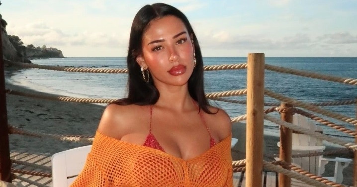 Jude Bellingham bất mãn HLV Arbeloa, may có bạn gái giúp… hạ hỏa haaland se o lai man city 2136.jpg