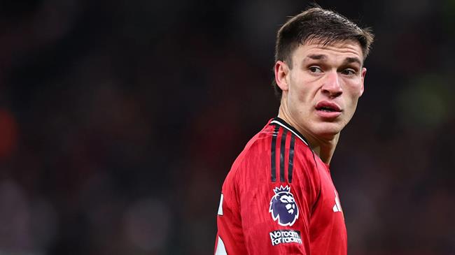 hai doi bong premier league tranh gianh tien ve man united.jpg