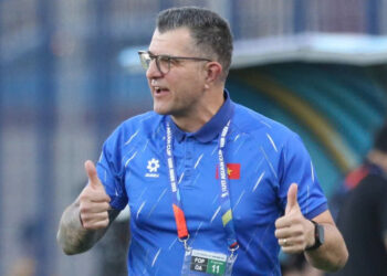 hlv cristiano roland indonesia manh nhung u17 viet nam se thang 1688.jpg