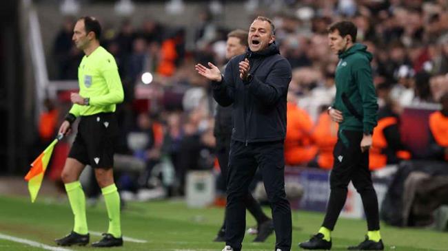 hlv hansi flick tho lo nguyen vong gia han voi barca.jpg