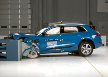 iihs crash ev 2215 jpg.18149.jpeg