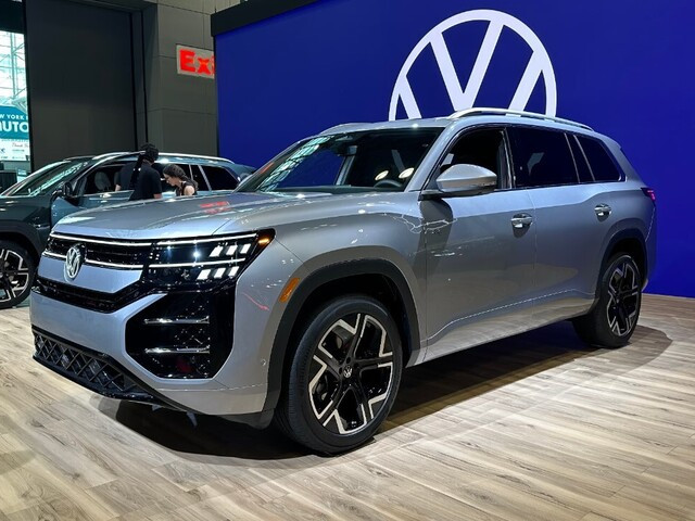 Những mẫu xe hơi ấn tượng nhất tại Triển lãm Ô tô New York 2026 img 1861.jpeg