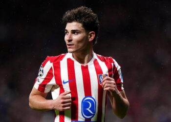 julian alvarez 2904185750.jpg