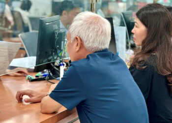 Làm sổ đỏ lần đầu: Nộp ở xã hay đến Văn phòng đăng ký đất đai? lam so do lan dau nop o xa hay den van phong dang ky dat dai 2149.jpg