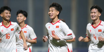 loi the khong ngo giup u17 viet nam danh bai u17 australia 577.jpg