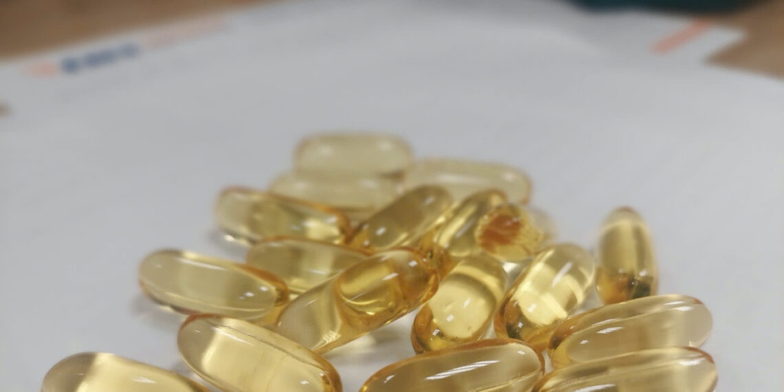 nguoi bi huyet ap thap khong nen uong omega 3 vi sao 2678.jpeg