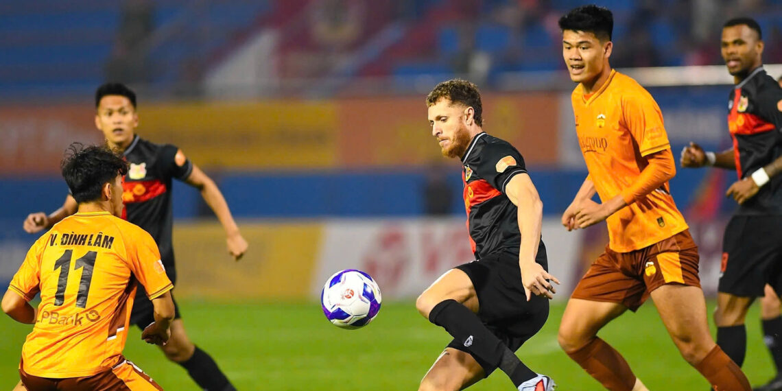 Nhận định HAGL vs Ninh Bình: Ngày về của ông Vũ Tiến Thành nhan dinh hagl vs ninh binh ngay ve cua ong vu tien thanh 2412.jpg