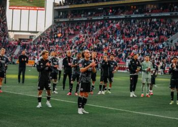 nhan dinh eintracht frankfurt vs koln 22h30 ngay 54 bundesliga 202526.jpg