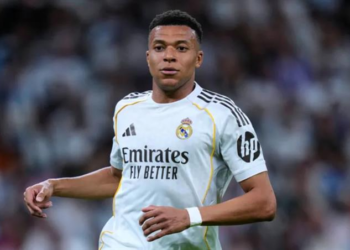 nhan dinh real madrid vs alaves 2h30 ngay 224 los blancos trut gian.png