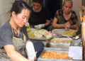 Quán Hà Nội rộng 2m2, mỗi ngày bán ngàn chiếc bánh rán siêu nhỏ, siêu rẻ quan ha noi rong 2m2 moi ngay ban nghin chiec banh ran sieu nho sieu re 2778.jpg