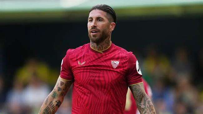 sergio ramos chuan bi hoan tat mua lai doi bong cu sevilla.jpg