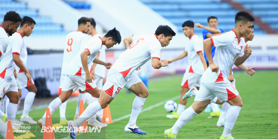 song sat xuan son hoang hen da chinh truoc malaysia.jpg