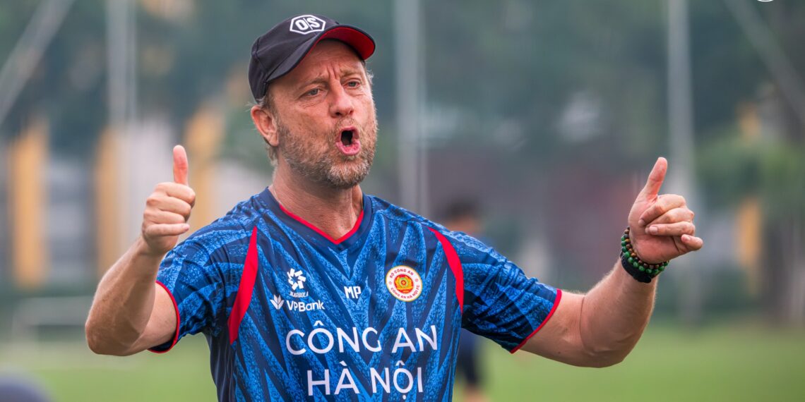 tham vong cua clb cahn sau ban hop dong moi voi hlv polking.jpg