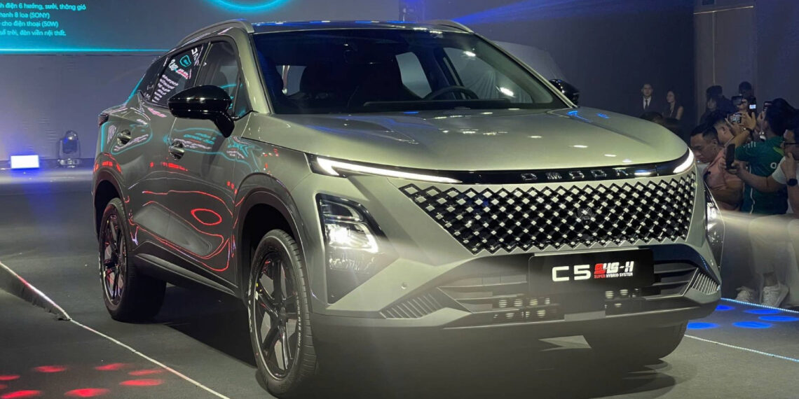 them 1 xe suv hybrid gia mem ve viet nam dau honda hr v va toyota corolla cross 1392.jpg