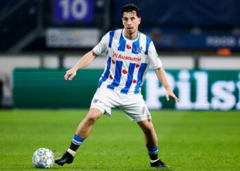 thom haye 0803133518.jpg