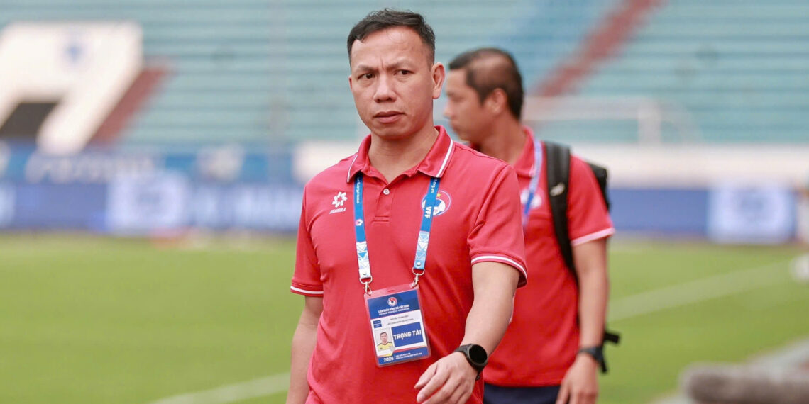 Trọng tài từ chối thổi phạt đền cho Nam Định sắp bị kỷ luật trong tai tu choi thoi phat den cho nam dinh sap bi ky luat 765.jpg