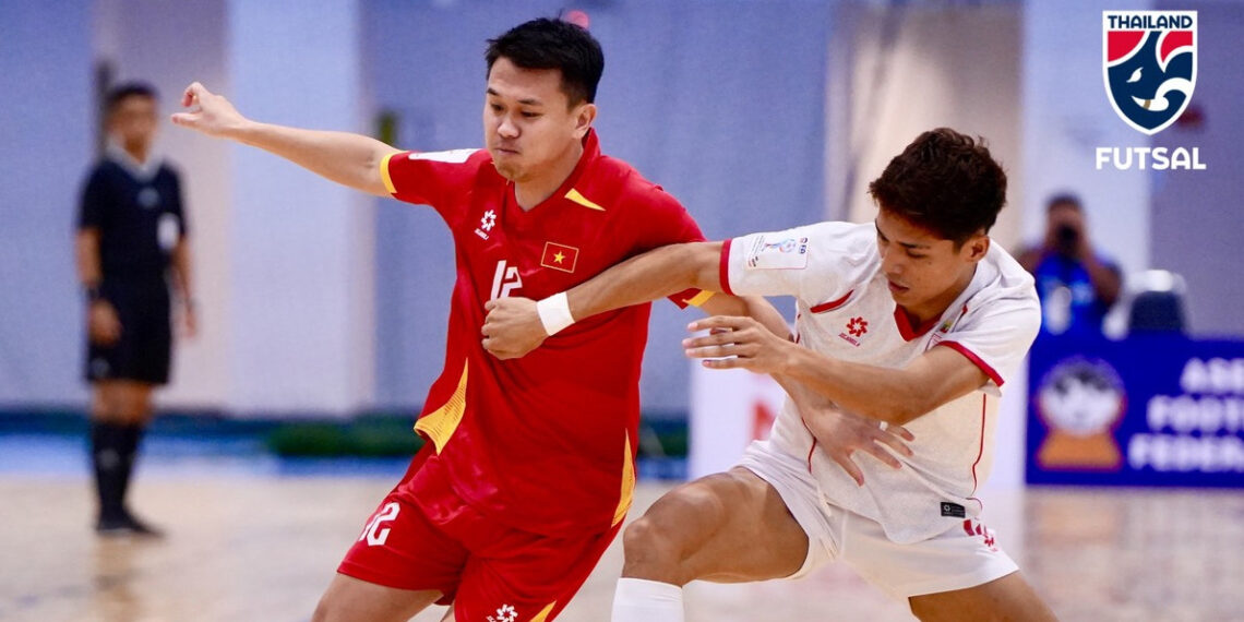 Tuyển futsal Việt Nam vs Thái Lan: Tranh ngôi nhất bảng tuyen futsal viet nam vs thai lan tranh ngoi nhat bang 3066.jpg
