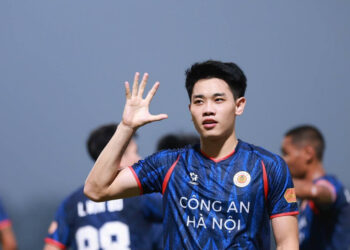 Tuyển Việt Nam: HLV Kim Sang Sik và những tín hiệu vui tuyen viet nam hlv kim sang sik va nhung tin hieu vui 2187.jpg