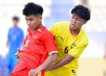 u17 viet nam tai dau malaysia va loi canh bao cua hlv roland 10.jpg