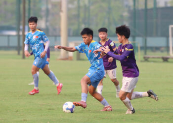 U17 Việt Nam thắng đậm quân bầu Hiển trước ngày sang Indonesia u17 viet nam thang dam doi bong bau hien truoc ngay sang indonesia 0804202717.jpg