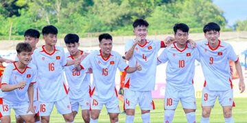 u17 viet nam tung chieu danh bai u17 australia o ban ket dna 3081.jpg