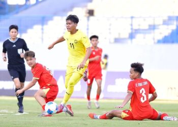 u17 viet nam vs u17 malaysia 2304213029.jpg