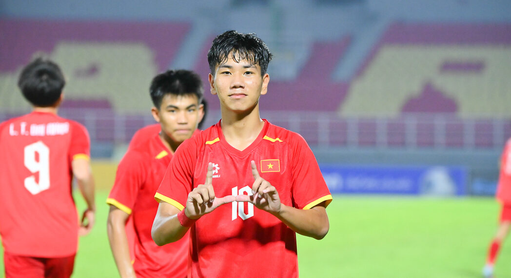 u17 viet nam vs u17 malaysia chinh phuc dinh cao khu vuc.jpg