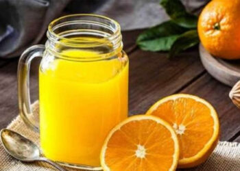 Uống nước cam mỗi ngày, người phụ nữ ngỡ ngàng khi nhận kết quả khám uong nuoc cam moi ngay nguoi phu nu ngo ngang khi nhan ket qua kham 2441.jpg