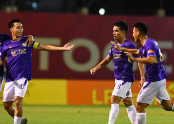 van quyet neu tu huyet khien ninh binh fc cua hoang duc bai tran 3359.jpg