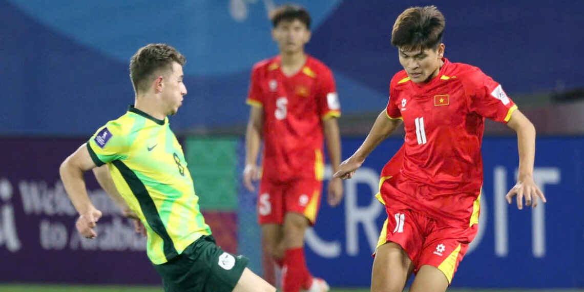 video bong da u17 viet nam 2 1 u17 australia man loi nguoc dong cam xuc 3023.jpg