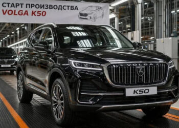 xehay volga 7426 4.jpg