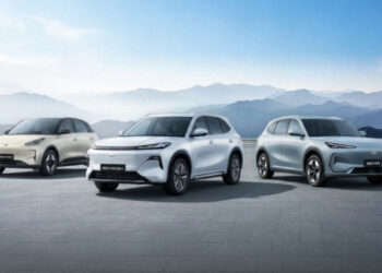 xehay geely xe 080426 2.jpg