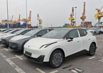 xehay lynkco02 170426 31.jpg