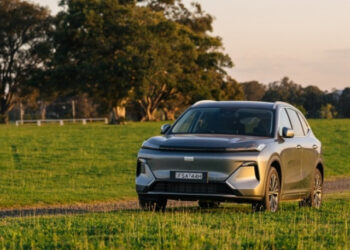 xehay phev quang duong 160426 1.jpg