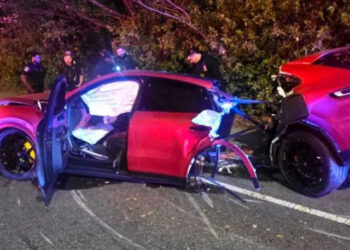 xehay porsche 020426 2.jpg