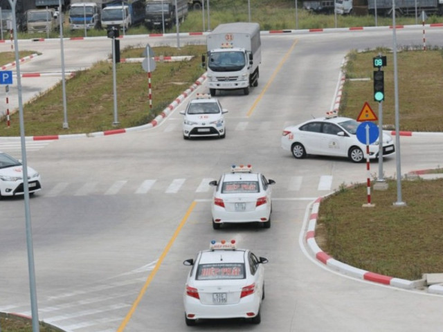 Học viên thi sát hạch lái xe cần xác thực nhận diện khuôn mặt từ 01/07/2026 xehay sat hach gplx 100426 1.jpg