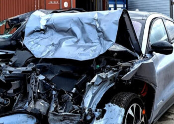 xehay tai nan ford 060426 1.jpg