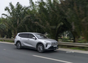 xehay vf hop 230426 1.jpg