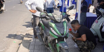 xehay vf xe dien 210426 1.jpg