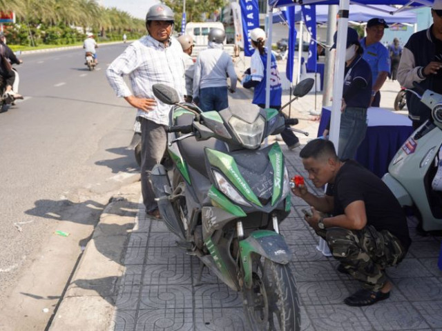 xehay vf xe dien 210426 1.jpg