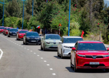 xehay vgreen gia han 010426 1.jpg