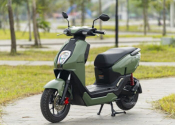 Thay pin mất nửa tiền xe: Hiểu đúng về chu kỳ sạc để "trái tim" xe máy điện bền bỉ tới 10 năm xehay xe may dien 140426 3.jpg