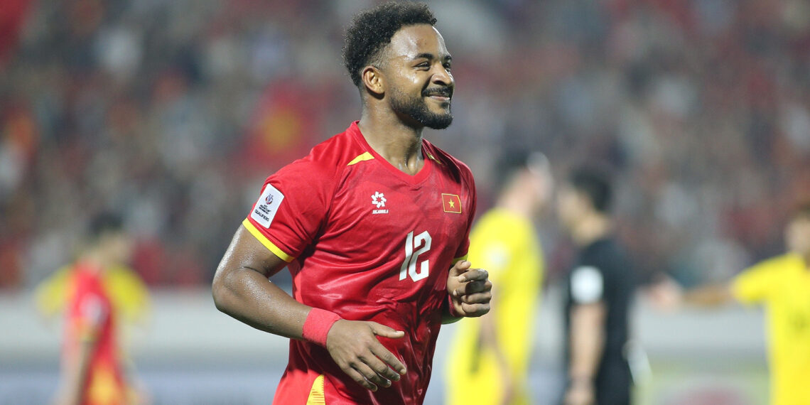 xuan son va tran thang danh tan nghi ngo tang can 3347.jpg