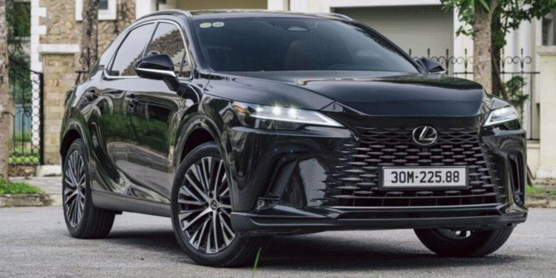 2411778513205 lexus dieu chinh gia ban cho loat xe hybrid anhdaidien.jpg