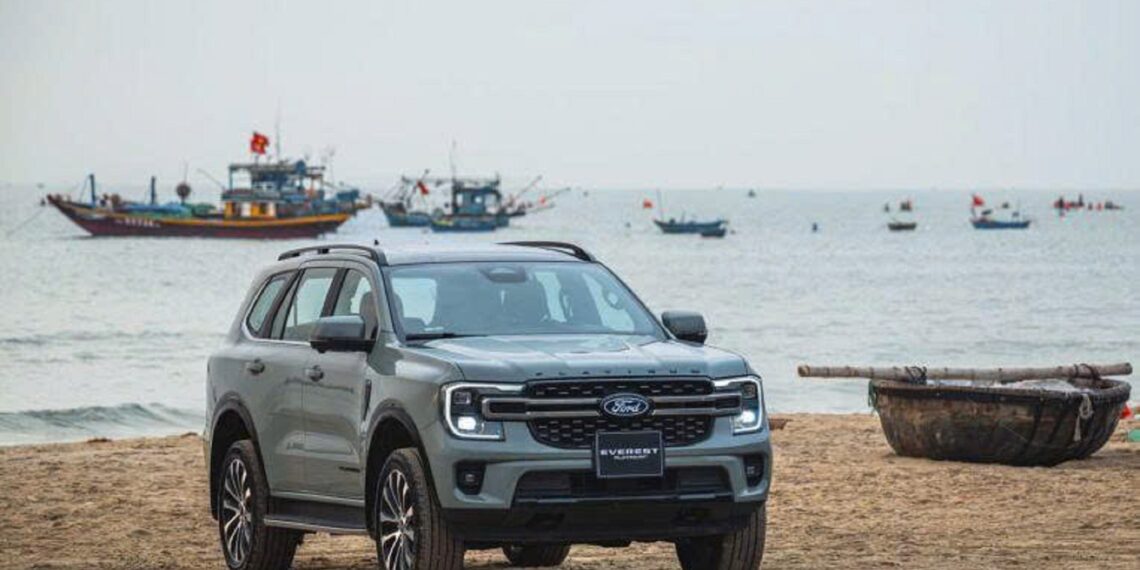 3941778209932 chi tiet ford everest platinum anhdaidien.jpg