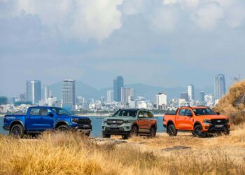 3981778147137 ford ra mat raptor range everest anh dai dien.jpg