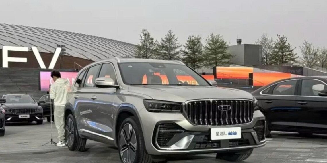 4211778033322 geely monjaro i hev ra mat anhdaidien.jpg